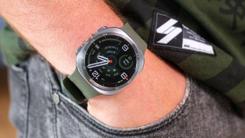 Đánh giá Samsung Galaxy Watch Ultra2: Thời gian sử dụng pin ấn tượng
