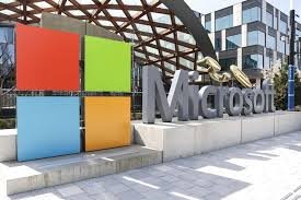 Microsoft gặp sự cố lớn, ảnh hưởng đến Outlook, Teams và Xbox
