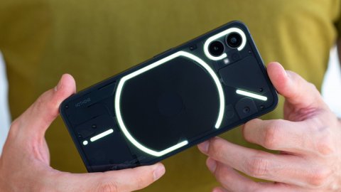 Nothing Phone (1) chính thức ngừng hỗ trợ cập nhật phần mềm