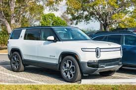 Rivian ra mắt R2: bước ngoặt mới trong thị trường xe điện