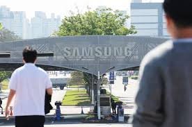 Samsung Electronics thưởng tối đa cho bộ phận bán dẫn trong nửa đầu năm