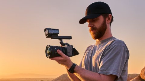 Sony ra mắt máy quay phim FX5 với tính năng ghi hình open gate