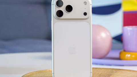 Thông tin rò rỉ về trọng lượng và độ dày của iPhone 18 Pro Max