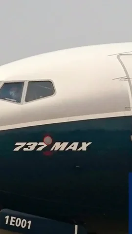 Boeing 737 Max: Cảnh báo kiểm tra vỏ máy bay do lo ngại nứt