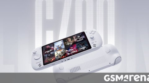 Lenovo ra mắt máy chơi game cầm tay Cloud Gaming Handheld G700