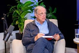 Ray Dalio cảnh báo về bong bóng AI, so sánh với năm 1929 và 2000