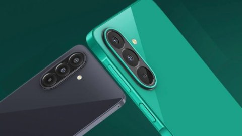 Samsung Galaxy F70 Pro ra mắt với pin 6.000mAh và cụm camera ba ống kính