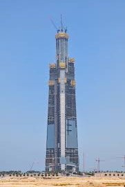 Tháp Jeddah đạt mốc 430 mét, tiến gần đến danh hiệu tòa nhà cao nhất thế giới