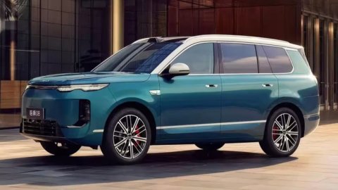 BYD Sealion 08 gây sốt với 12.000 đơn đặt hàng chỉ sau 24 giờ