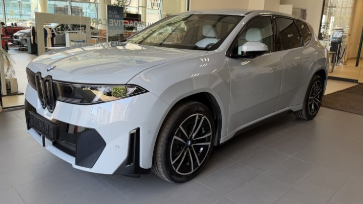 Trải nghiệm dài hạn với BMW iX3: Khởi đầu hành trình mới